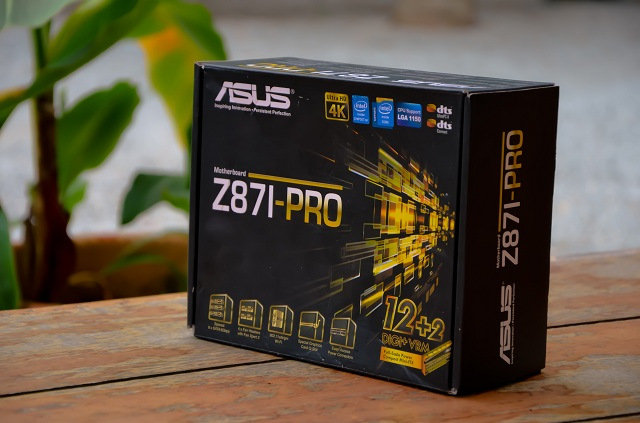 ASUS Z87I-PRO - Retail Packaging